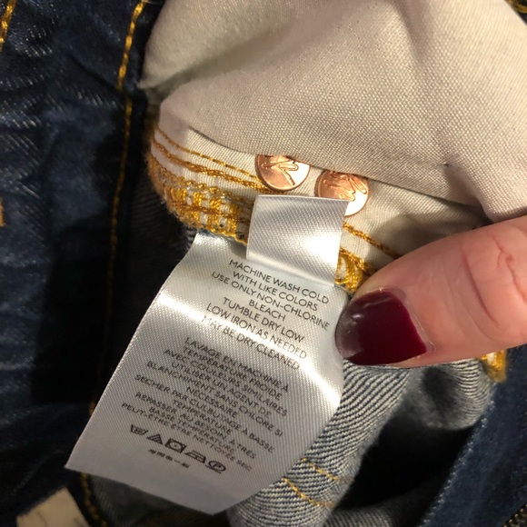 We The Free Straight Leg Frayed Hem Jeans Dark Wash NWOT 24 - Picture 10 of 11